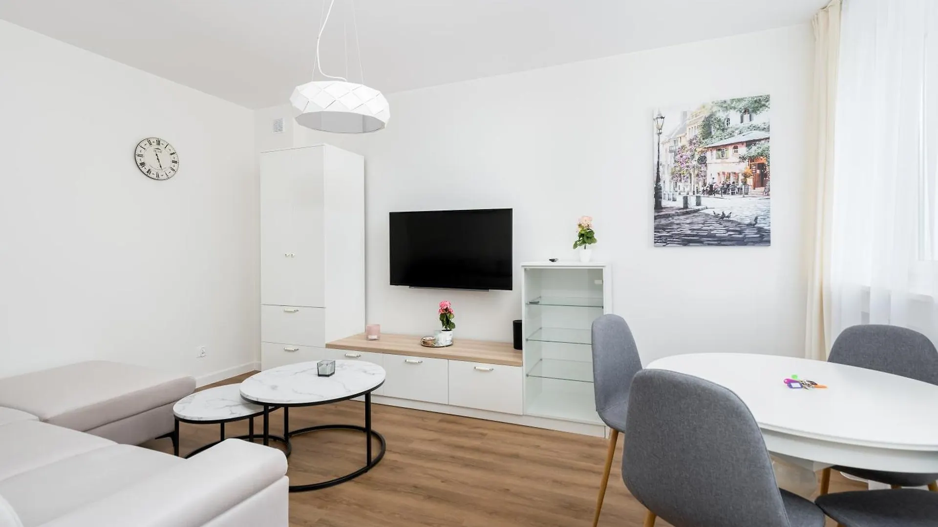 Old Town White Apartment Krakow