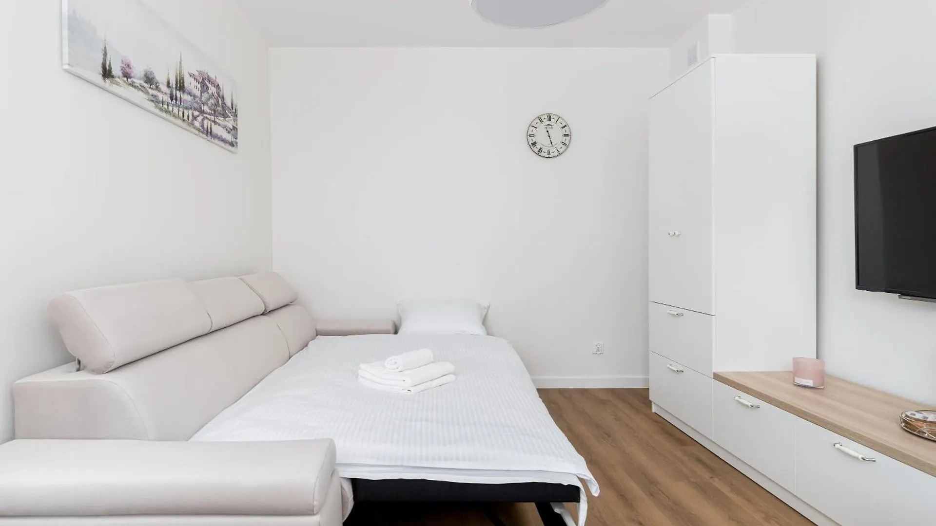 Old Town White Apartment Krakow