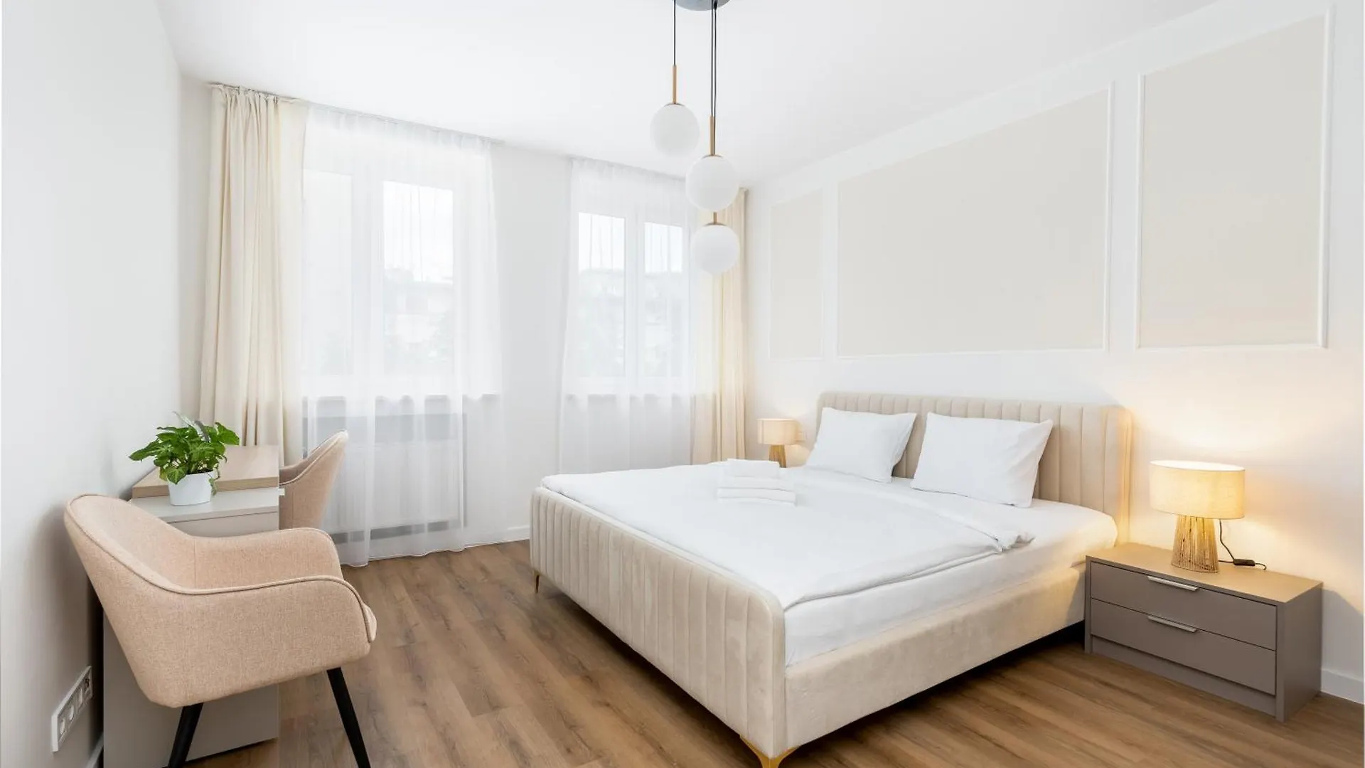 Old Town White Apartment Krakow